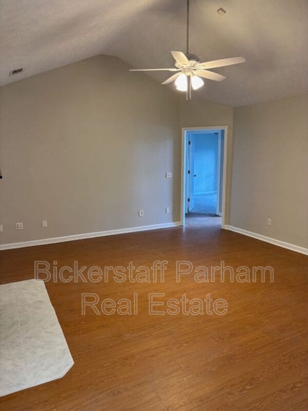 Building Photo - 7121 Vinings Ct