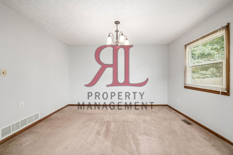 Building Photo - 356 Northview Dr