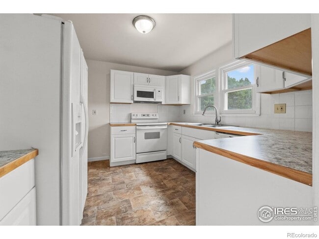 Building Photo - Akron Home For Rent $2,000/month or For Sa...