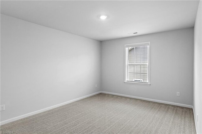 Building Photo - 7260 Huntgate Dr
