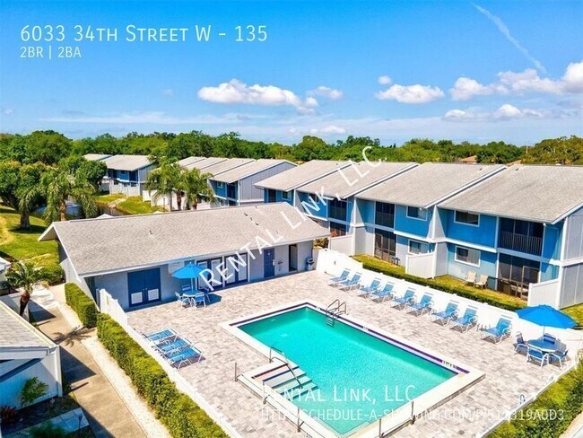 Building Photo - 2 Bedroom Condo in Harbor Pines for Rent!