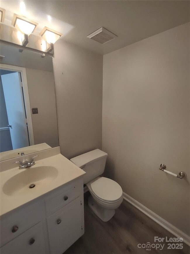 Building Photo - 615 Rama Rd