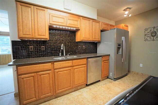 Building Photo - 1761 Cardinal Dr