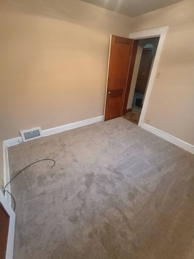 Building Photo - 2935 N 57th St