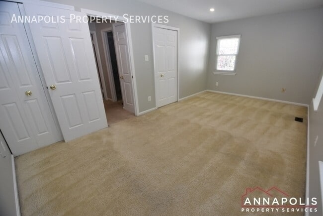 Building Photo - 17 Mooring Point Ct