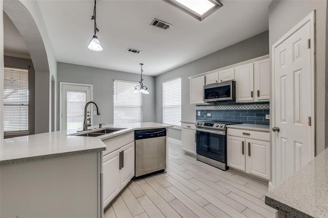 Building Photo - 1625 Mallard Dr