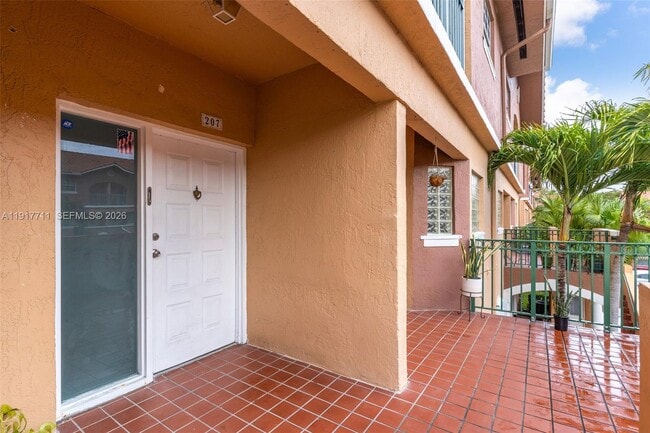 Building Photo - 10018 Hammocks Blvd