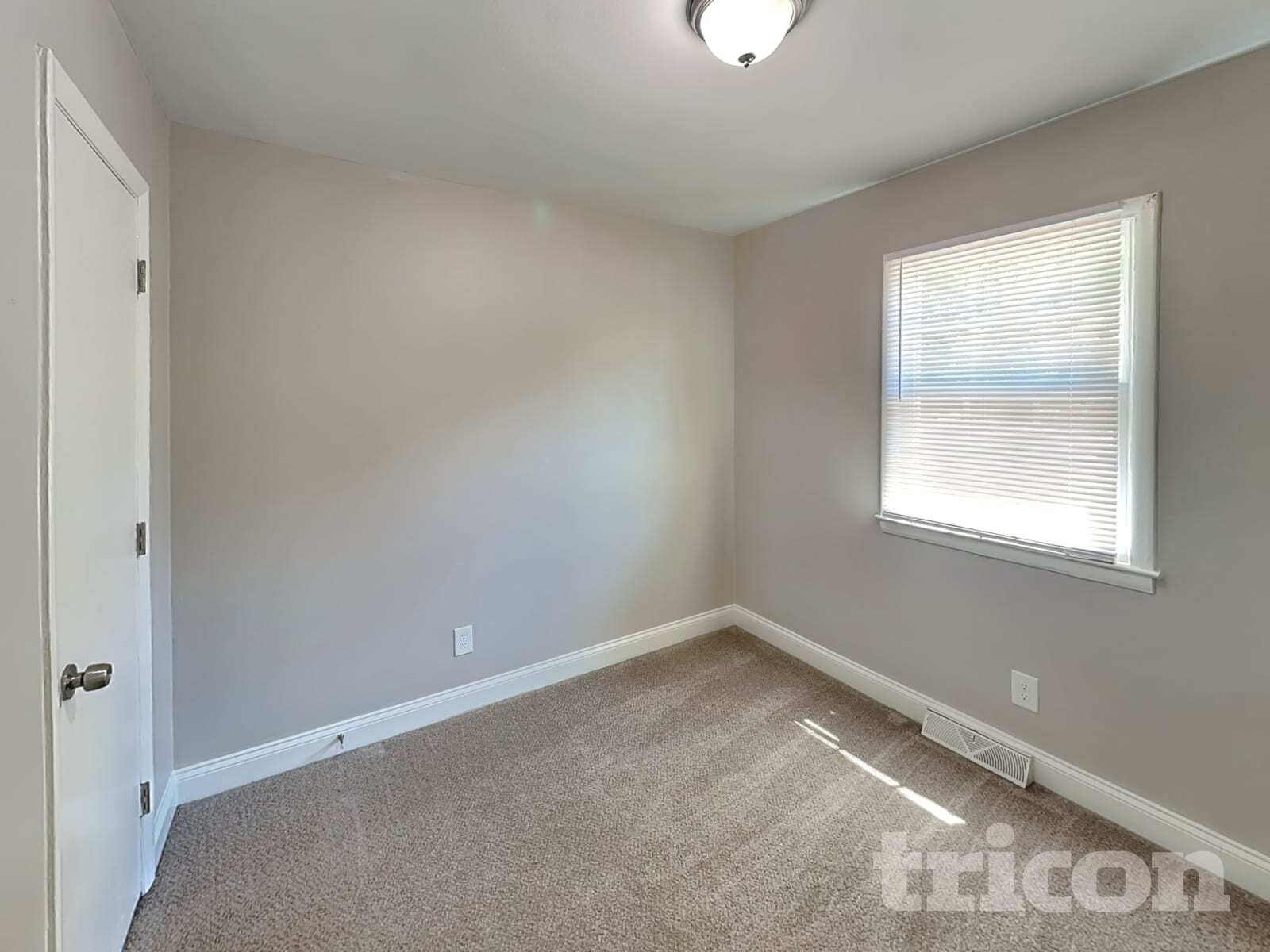 Building Photo - 6809 Cardigan Ave