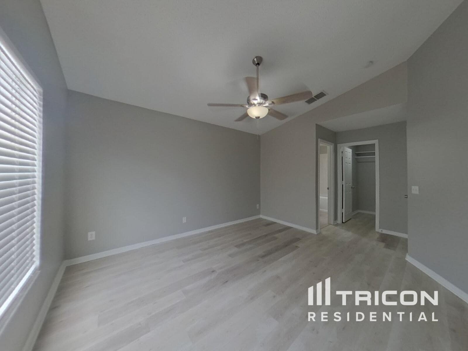 Building Photo - 9444 Azalea Ridge Way