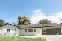 Building Photo - 4028 E Edgemont Ave