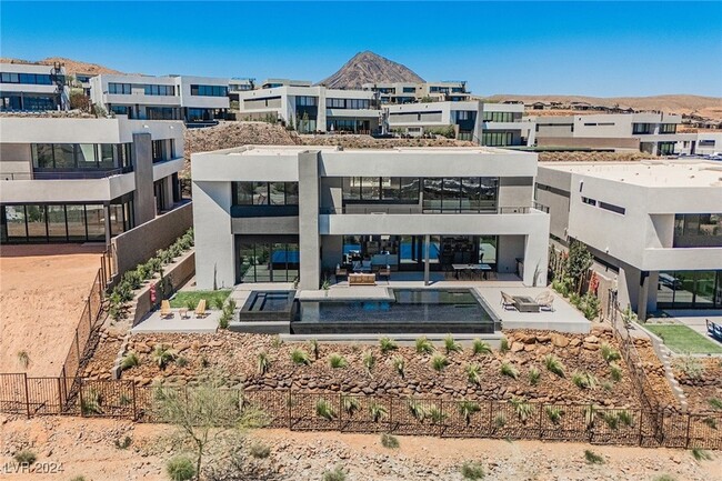 Building Photo - 29 Canyon Bay Dr