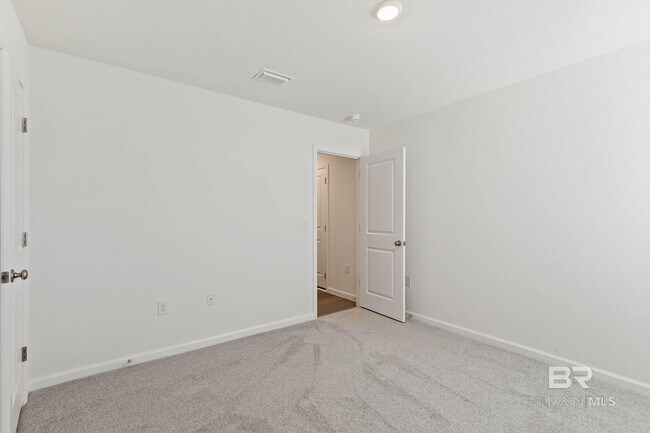 Building Photo - 19349 Gray Horse Dr