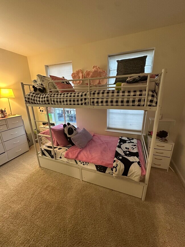 Building Photo - 5640 Scott Ridge Pl