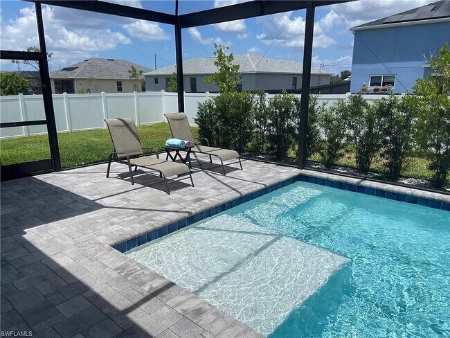 Building Photo - 2825 SW 3rd St