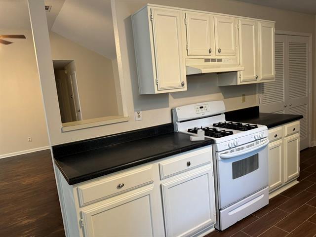 Building Photo - 7008 Fall Creek Ct