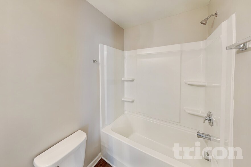 Building Photo - 339 Oakleigh Ln