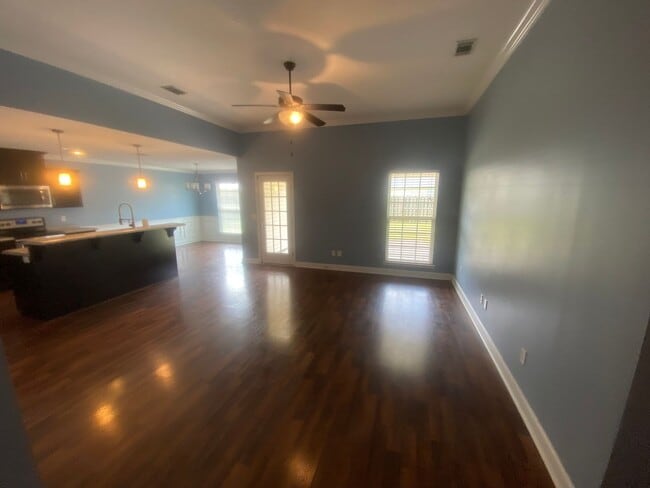 Building Photo - 26 Kinlock Ct