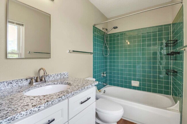 Building Photo - "Discover Your Dream Home: Spacious 3-Bedroom Oasis with Granite Elegance in San Antonio!"