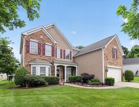 Building Photo - Beautiful Four Bedroom Home in the Berewick Subdivision!