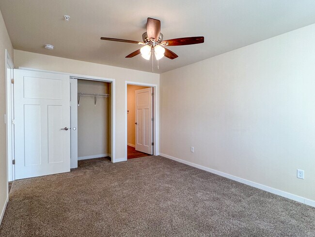 Building Photo - SCS Sunset Estates Apartment Community