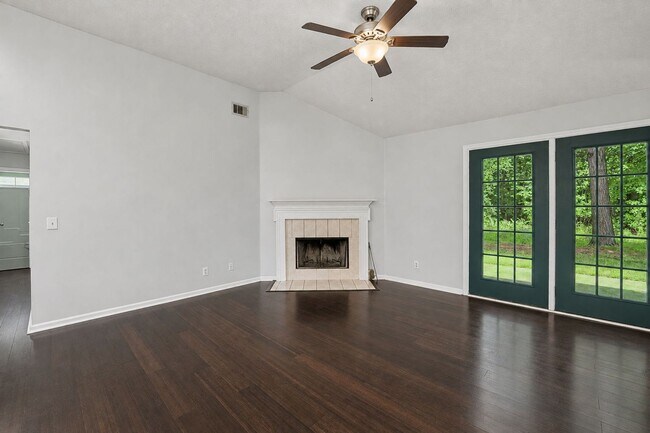 Building Photo - 152 Dovetail Crossing