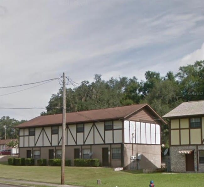 Primary Photo - 1422 NE 17th Ave