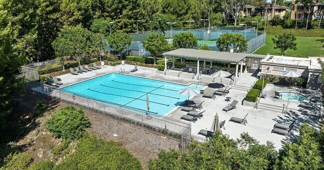 Building Photo - EXPERIENCE THE SOLITUDE OF TURTLE ROCK VILLAGE —3 Bedroom/2 Bath Condo