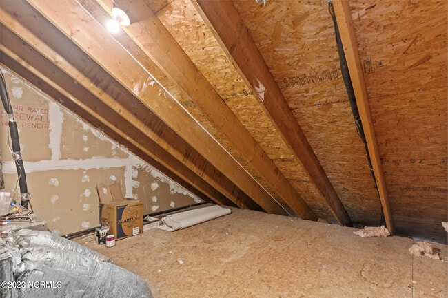 Building Photo - 5006 Carleton Dr
