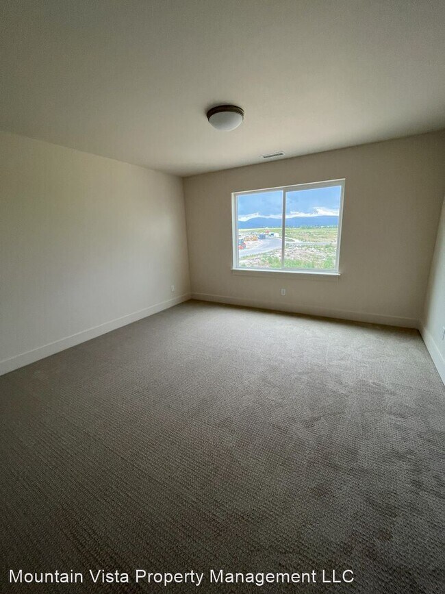 Building Photo - 3 br, 2.5 bath House - 20 Jockey Ct