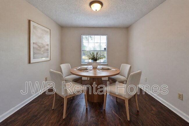 Building Photo - 1747 W 42nd St