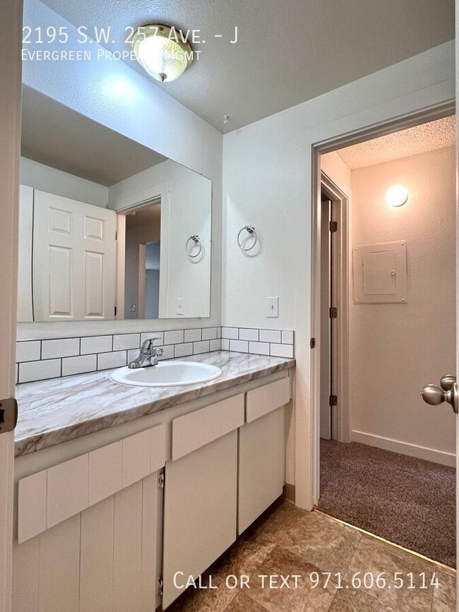 Building Photo - 2195 SW 257th Dr