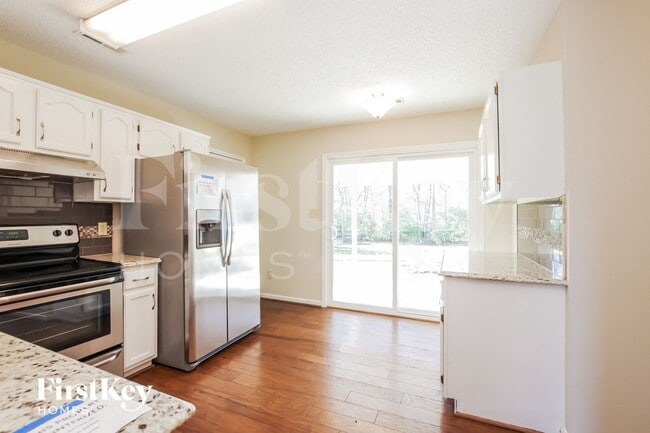 Building Photo - 12105 Landen Dr