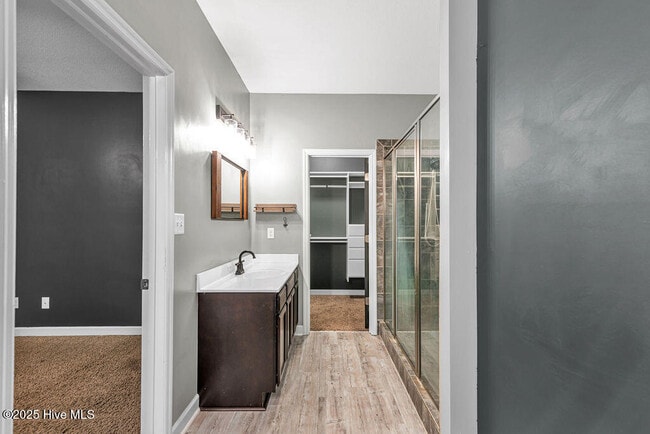 Building Photo - 102 Gabriels Wy