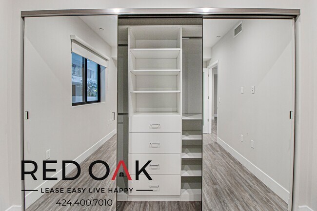 Building Photo - 5550 Bonner Ave