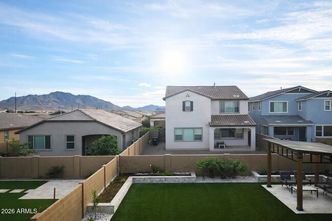 Building Photo - 2353 E Castanets Dr