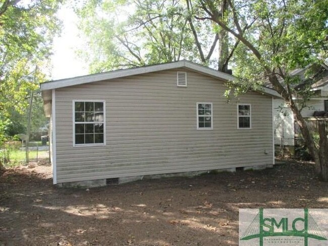 Building Photo - 3br/2ba - Single Family Home