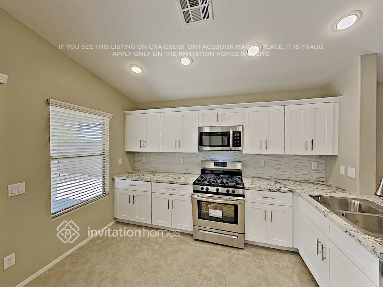 Building Photo - 12759 W Desert Mirage Dr