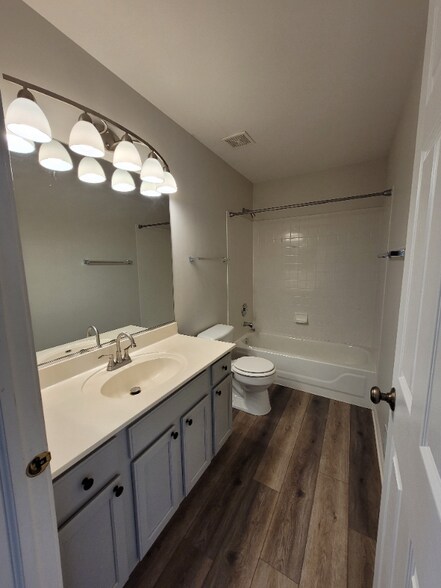 Building Photo - 22241 W Niagara Trail