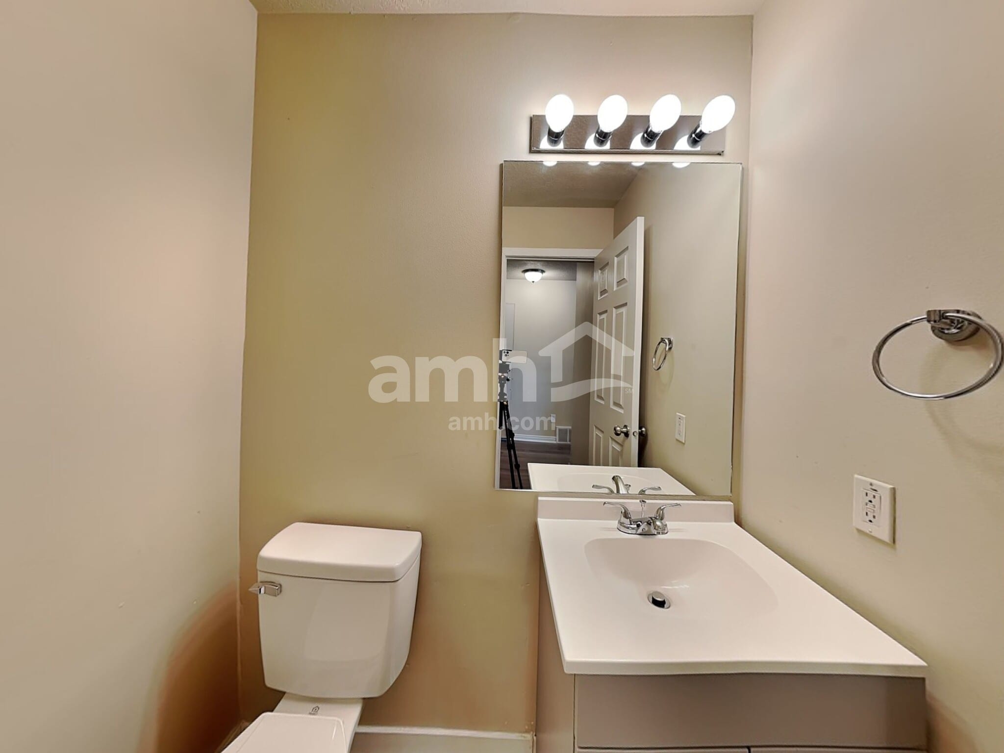 Building Photo - 10567 Sugarloaf Dr