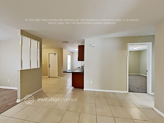 Building Photo - 5108 E Holland Ave