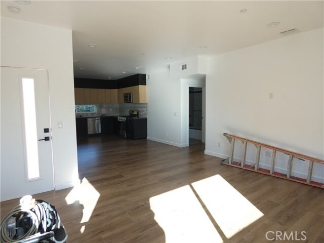 Building Photo - 6034 Craner Ave