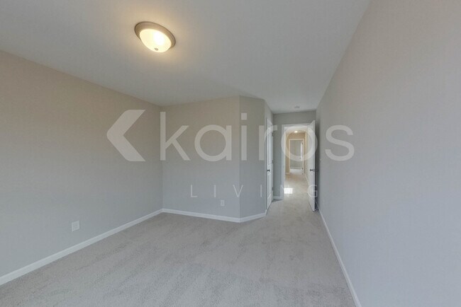 Building Photo - 933 Silent Barge Cv