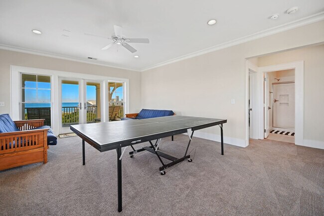 Building Photo - 205 Sea Island Dr