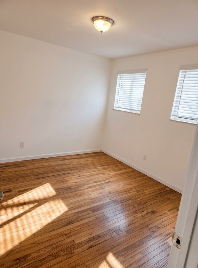 Building Photo - 7711 Circle Dr