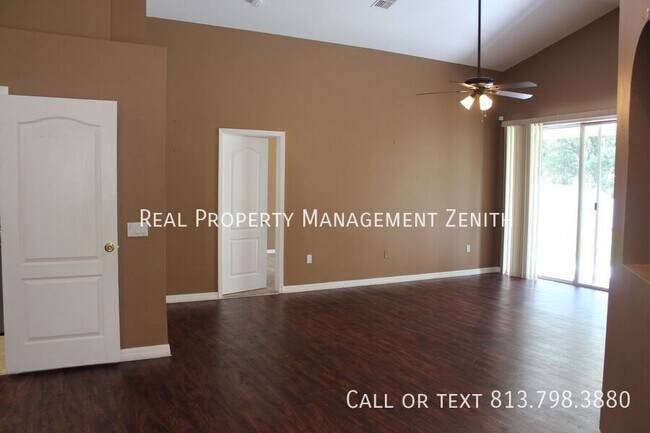 Building Photo - 7302 Parkersburg Dr