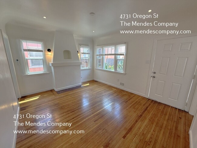 Building Photo - 4727 Oregon St