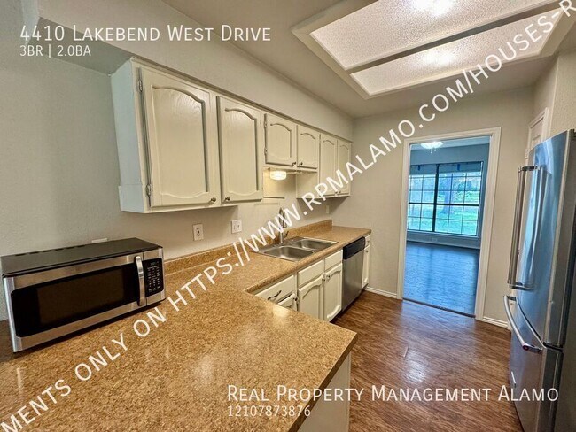 Building Photo - 4410 Lakebend W Dr