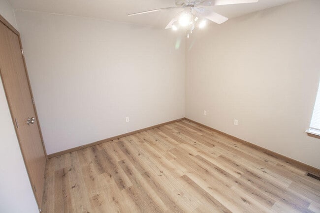 Building Photo - 1516 Citadel Dr