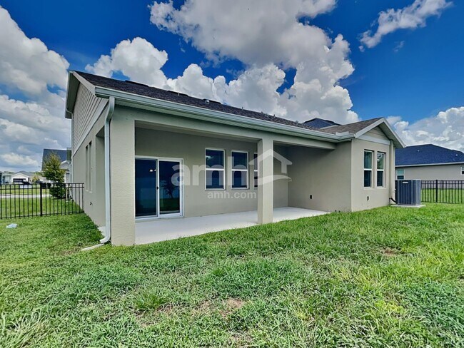 Building Photo - 413 Pine Terrace Dr