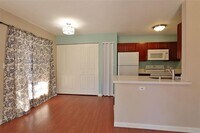 Building Photo - Beautifully ground floor 2 bed 1 1/2 bath in Kihei Villages!